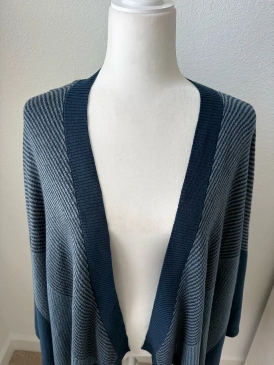 Lululemon Here For Serenity Cashmere Blend Wrap Blue Cozy Luxe Shall Cardigan OS - Picture 7 of 10